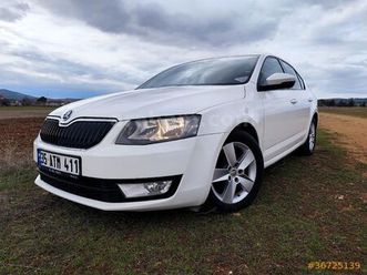 galeriden skoda octavia 1.6 tdi optimal 2015 model aydin 353.000 km beyaz - 36725139 | arabam.com