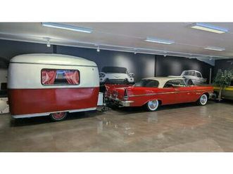 saratoga og 1965 petit.allsang på grensen vogna.