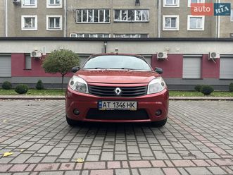 renault sandero 2010