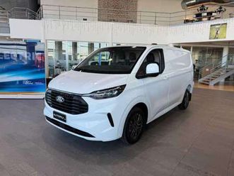 v710 320 2.0 ecoblue 150cv titanium l1h1