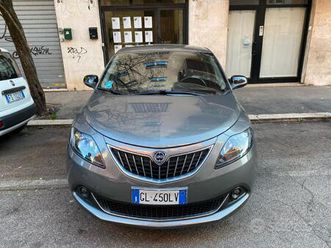 lancia ypsilon 1.0 firefly 5 porte s&s hybrid ecoc