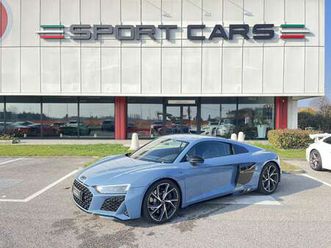 r8 ii 2021 coupe 5.2 v10 rwd 540cv s tronic