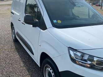 berlingo utilitaire 3 places