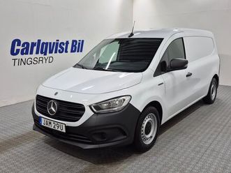 långt skåp elbil 122hk