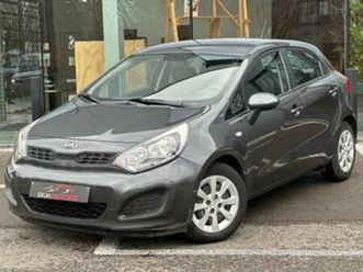② kia rio 1.1 crdi/climatisation/usb/114016 km — kia — 2ememain