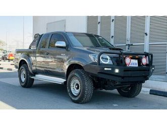 toyota hilux 2013| 3.0l diesel engine | mt | rhd | smart cab | gtk bull bar with led focused lights | heavy 4x4 s