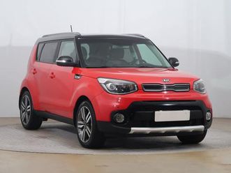 kia soul 1.6 crdi 100kw hatchback - hatchback nafta