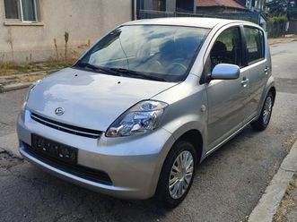 daihatsu sirion 1.3i-87kc-автоматик-климатик