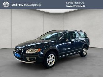xc70 d5 awd summum aut glasd leder standh four-c