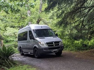 dodge sprinter 2500 hightop campervan