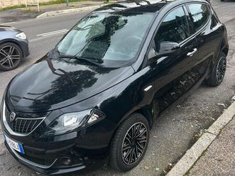 lancia y gold edition