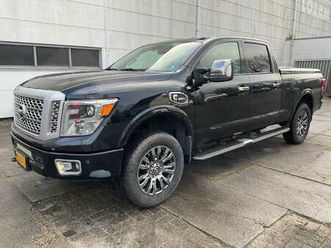 pickup nissan titan 2016