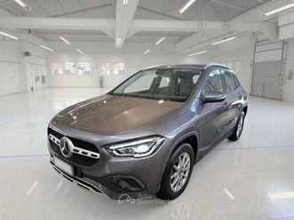mercedes-benz classe gla gla 200 automatic business extra crossover