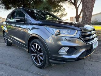 kuga kuga 1.5 tdci 120 cv s&amp;s 2wd powershift st-line