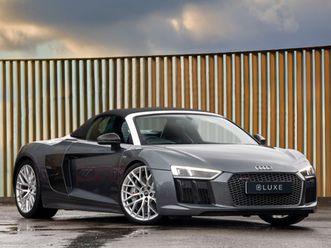 5.2 fsi v10 plus quattro 2dr s tronic