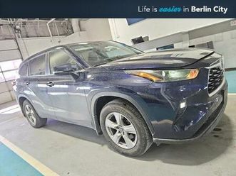 used 2024 toyota highlander le