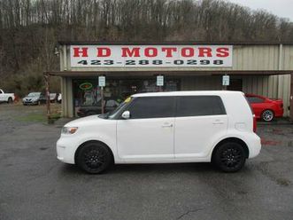 2008 scion xb 5 speed power windows & locks , cd plyr, cruise control!