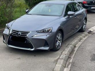 lexus is 300h luxe