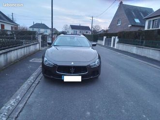 maserati ghibli 3.0 v6 275ch granlusso