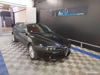 alfa romeo 159 sw 2.0 jtdm - 170 distinctive ( cuir rouge - faible kms )