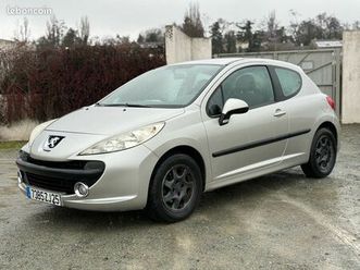 peugeot 207 1,4 hdi 70cv 2008 1 ère main 90000 kms