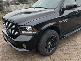 1500 5.7 v8 quad cab mb sport 395cv at8