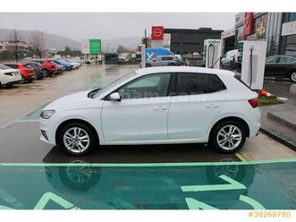 galeriden skoda fabia 1.0 greentec premium 2025 model samsun 6.076 km beyaz - 38268780 | arabam.com