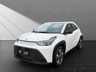 aygo x active 1.5 hybrid