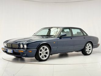 jaguar - xjr 4.0 - no reserve - 2000