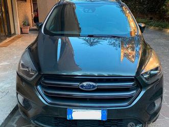 kuga 2.0 tdci st-line s