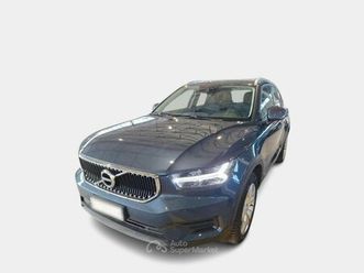 volvo xc40 t2 automatico momentum suv