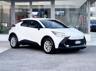 toyota c-hr 1.8 hybrid 98cv e6 neo - 2024