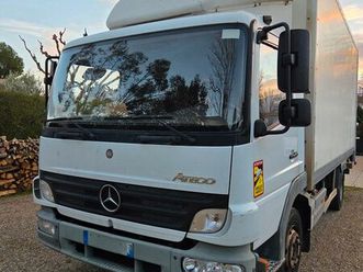 mercedes atego 818