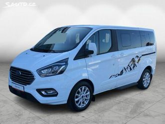 ford tourneo custom 2.0 tdci 8 míst