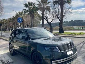 4.4 v8 hse awd 530cv auto