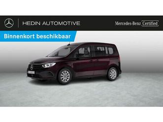 mercedes 200 eqt-klasse l1 advanced plus dodehoekassistent | smartphone integratie | verwarmde zetels | verwarmd stuurwiel | achteruitrijcamera | parkeer pack