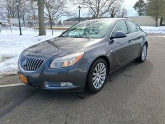 2011 buick regal cxl 84k leather, heated seats