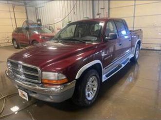 1 senior owner super low miles dodge dakota crew cab 28,000 miles!