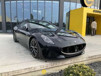 v6 490 cv awd modena