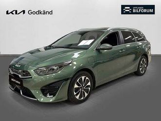 kia ceed sw plug-in hybrid action