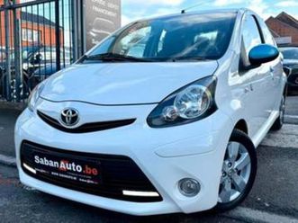 ② toyota aygo 1.0 essence 2014 — toyota — 2ememain
