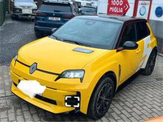 ② r5 elektrisch / 18.000 km / automaat — renault — 2ememain