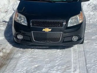 2010 chevy aveo 5 speed std ..$3500 obo…