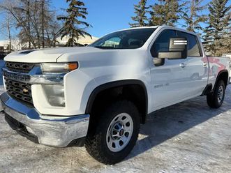 2022 chevrolet silverado 3500hd lt crewcab/heated seats/steering