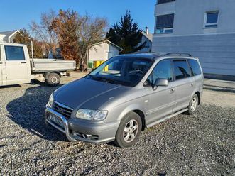 hyundai trajet 2,0 crdi gls, 2004 god.