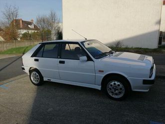 lancia delta hf turbo - 1992