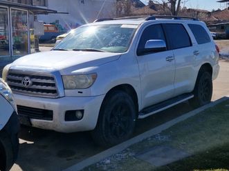 toyota sequoia platinum 4x4