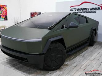 2024 tesla cybertruck base awd 4dr crew cab 6.1 ft. sb