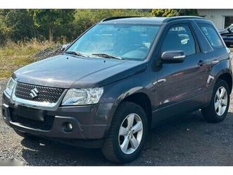 suzuki grand vitara 2,4 confort 166cv bva 4x4 crit'air 1 3p