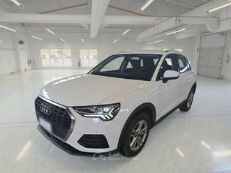 audi q3 35 tdi s tronic business suv